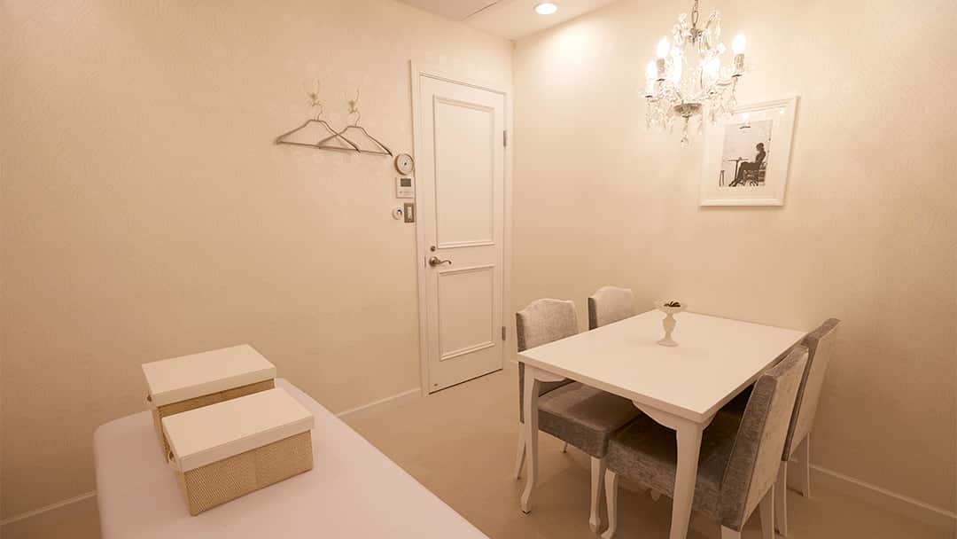 横浜西口ROOM E 内観2