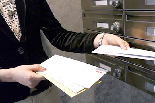 郵便物受け渡し