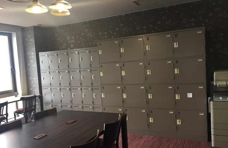 ご紹介します！グラマラスエイチの賢い利用法♪グラマラスエイチは、ご予算や使い道にあわせて２つのプランをご用意しました。有料ロッカーも賢くご利用ください