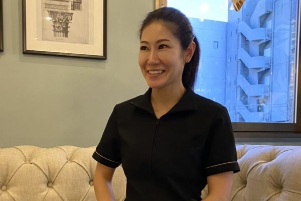 横浜市郊外に5店舗の整体やエステサロンを運営されている 株式会社わくわくホールディングスの山下様と髙橋様。 グラマラスエイチ横浜西口と麻布広尾の 相互プランをご利用いただき、東京・神奈川とご活躍の幅を広げていらっしゃいます。