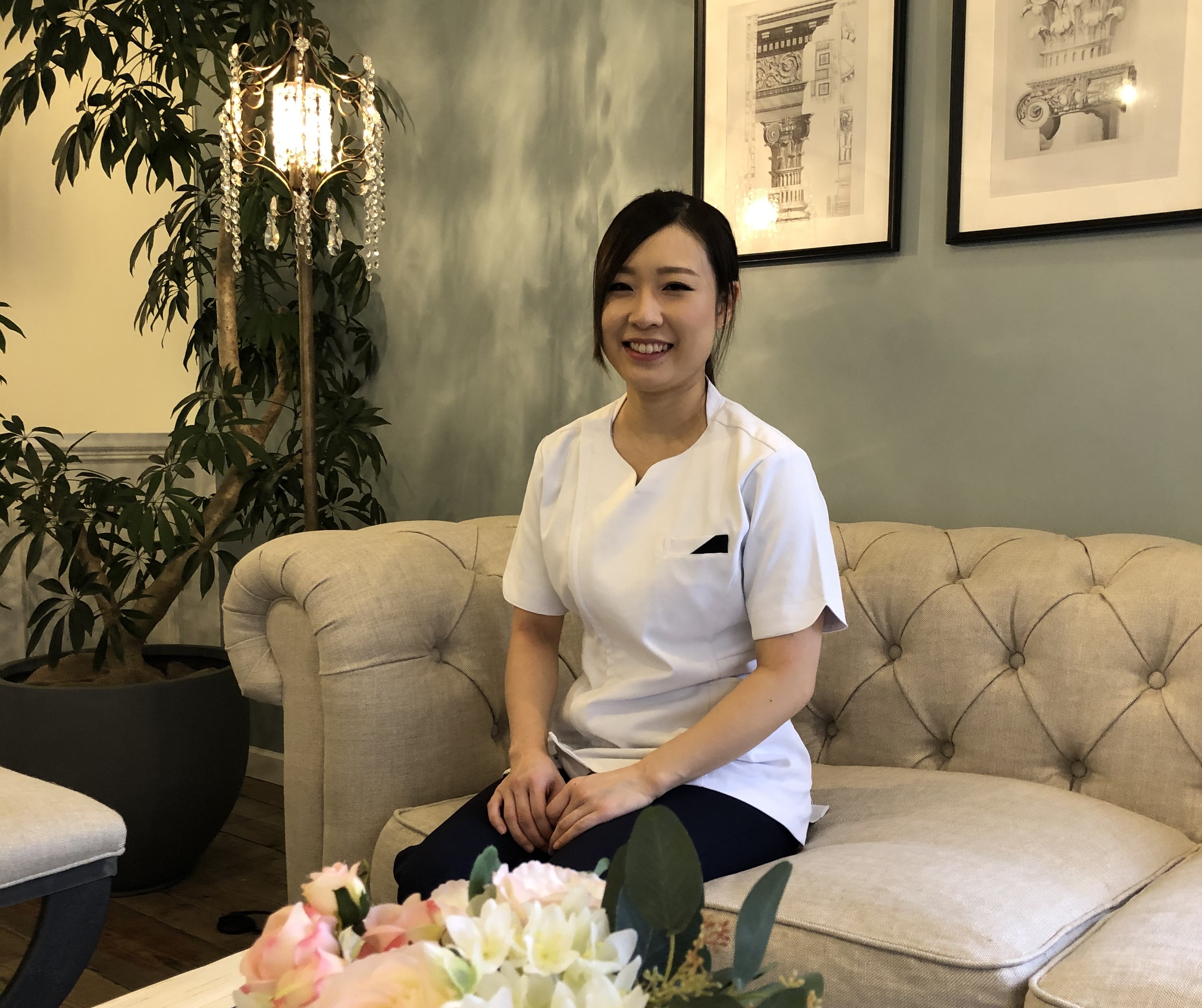 お昼はOL、夜は整体師。老若男女から支持を受けているE.T様