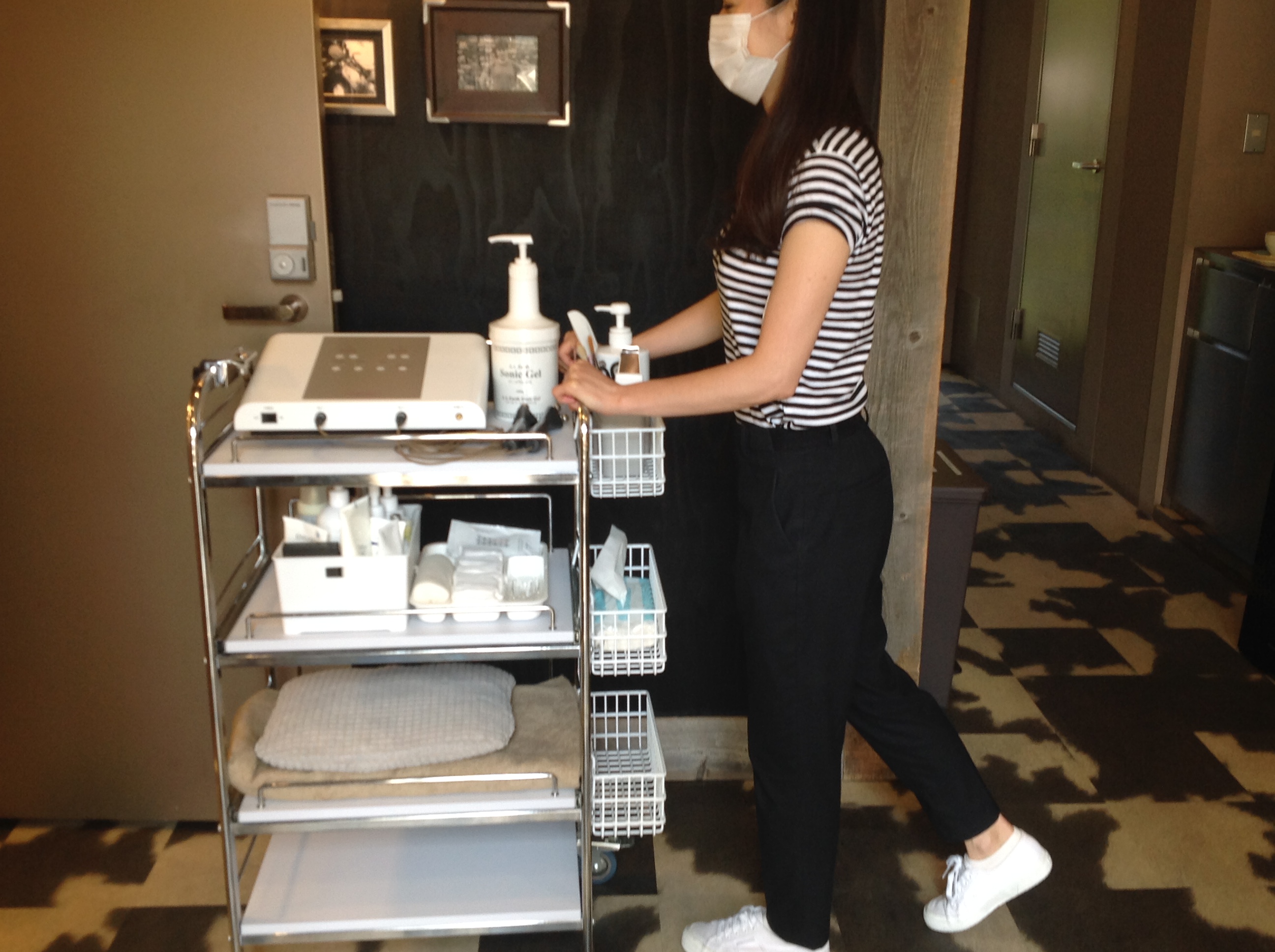 グラマラスエイチのワゴンって便利なんです！