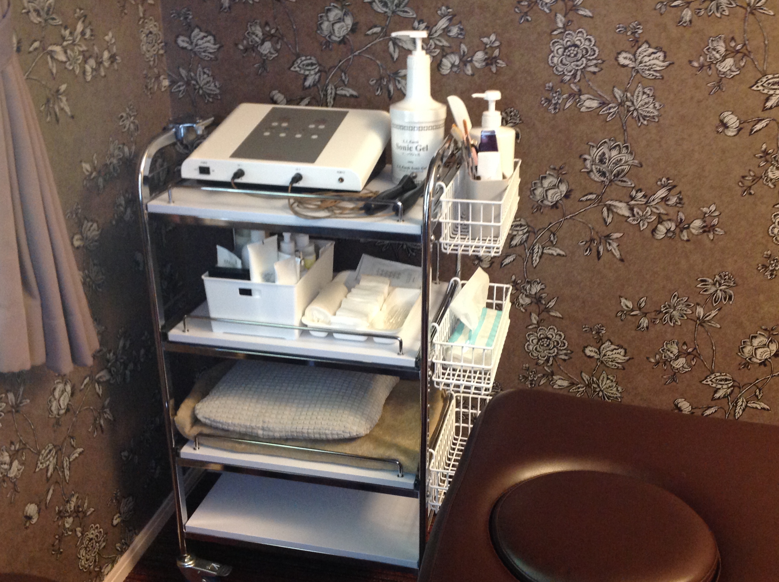 グラマラスエイチのワゴンって便利なんです！