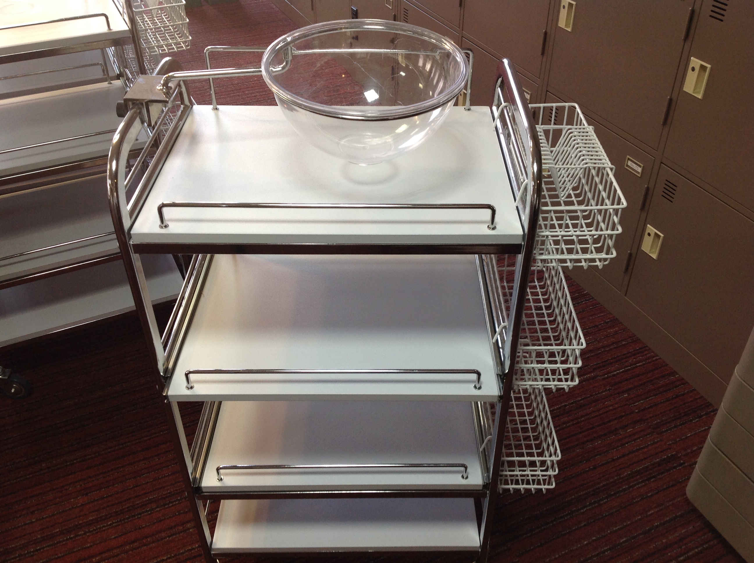 グラマラスエイチのワゴンって便利なんです！