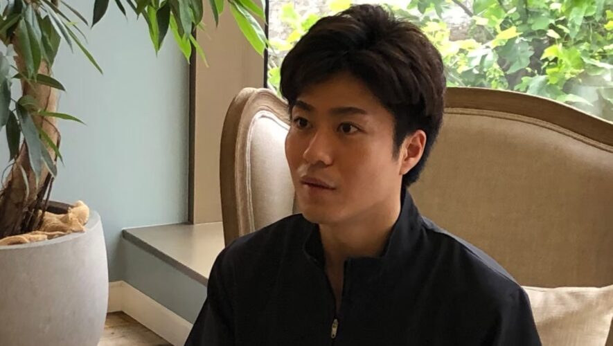 【膝の痛みに苦しむ方々に寄り添う膝痛専門の整体師。佐々木様】